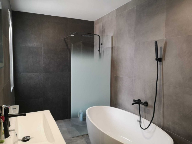 Duplex Dezmir 140 mp finisat, utilat cu panorama frumoasa
