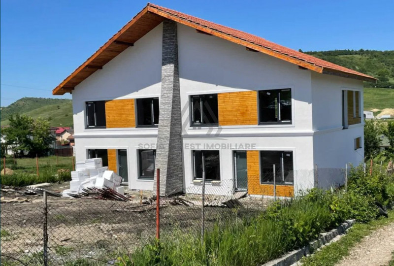 Casa Duplex 123mp 650mp teren unitate Chinteni
