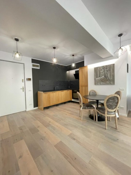 Apartament de lux, mobilat, panorama superba