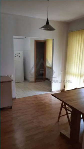 Apartament 3 camere 85mp + garaj strada Nasaud