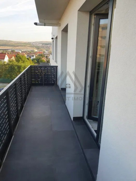 Apartament Penthouse de vanzare la cheie
