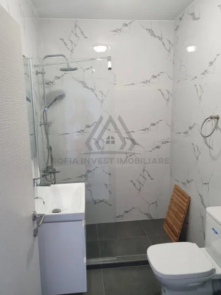 Apartament Penthouse de vanzare la cheie