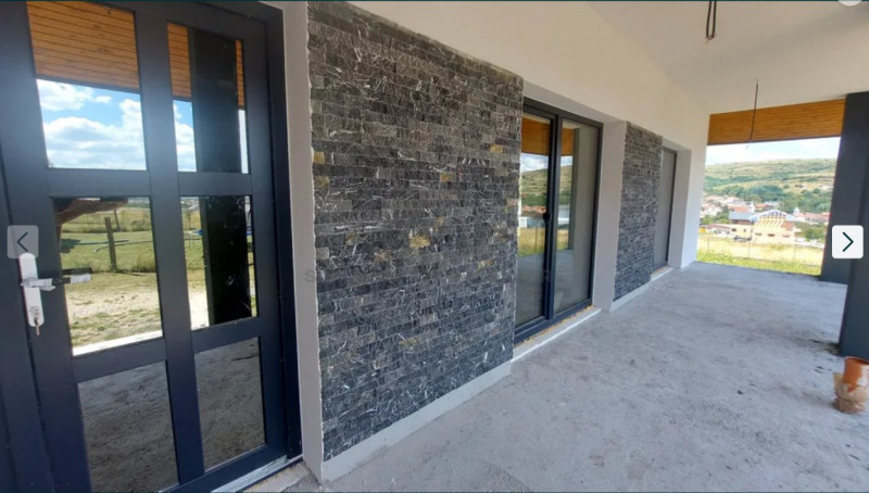 Casa parter premium in Chinteni 833mp teren