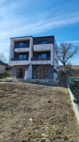 Casa tip duplex 5 camere, suprafata utila 206mp si teren generos