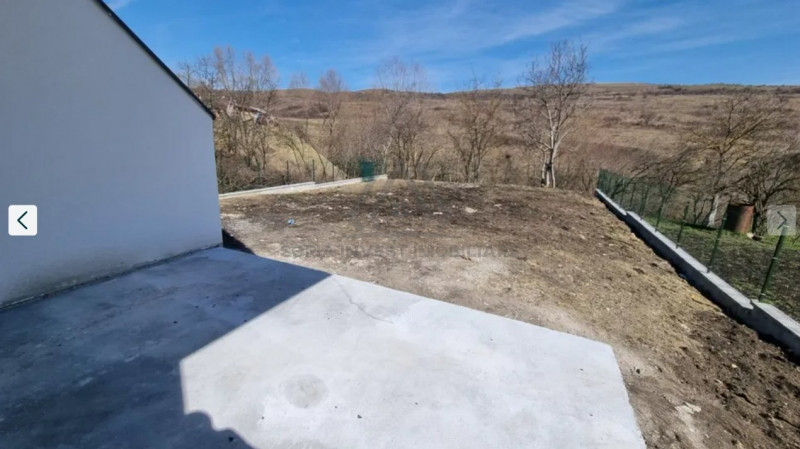 Casa tip duplex 5 camere, suprafata utila 206mp si teren generos