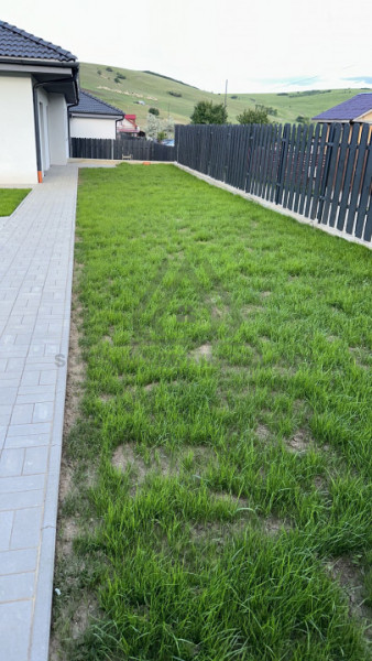 Case 1 nivel Dezmir, zona dreapta, asfalt si utilitati 