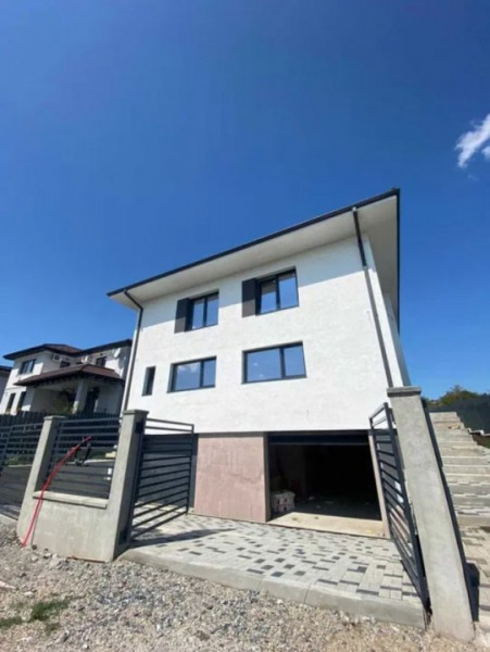 Casa de tip Duplex 171mp utili in Iris cu panorama superba