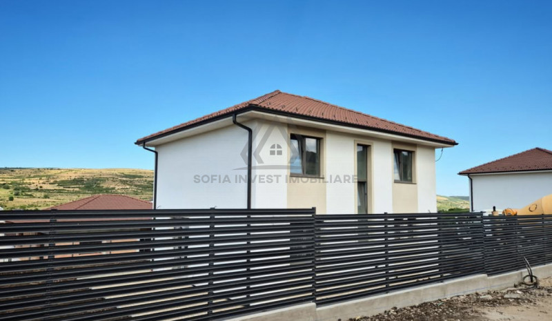 Casa Tip 3 Parter + Etaj in Chinteni teren 570-740mp