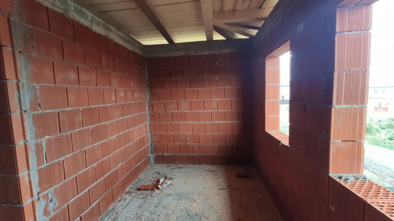 Casa Individuala 133mp utili in Dezmir cu priveliste  superba 