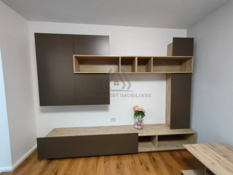 Garsoniera moderna renovata cu balcon generos 28mp