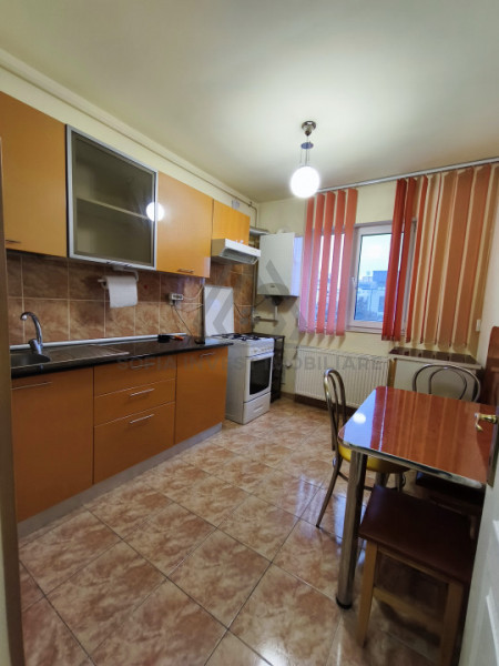 Apartament 1 camera cu balcon, Parcare, acces cu bariera zona Spital Recuperare