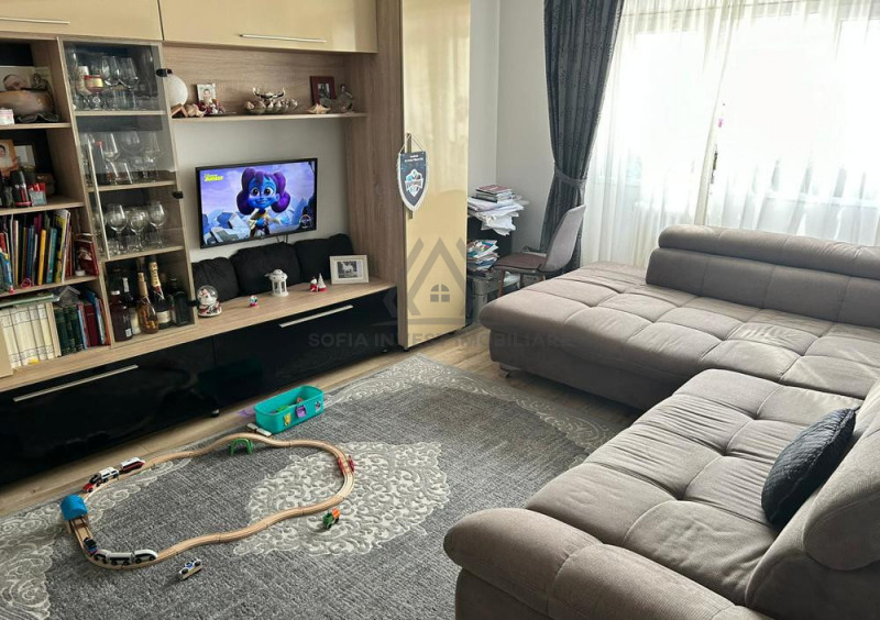 Apartament 3 camere, 2 parcari Zona Ion Mester Manastur 