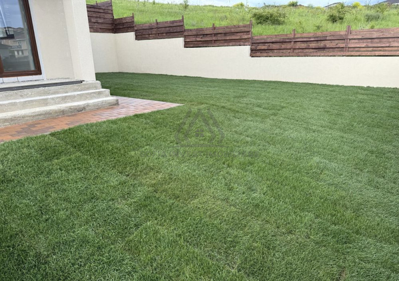 Duplex calitate Excelenta, strada privata 350mp teren