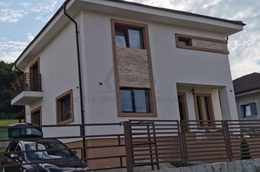 Casa Individuala Finisata cu CF in  Chinteni