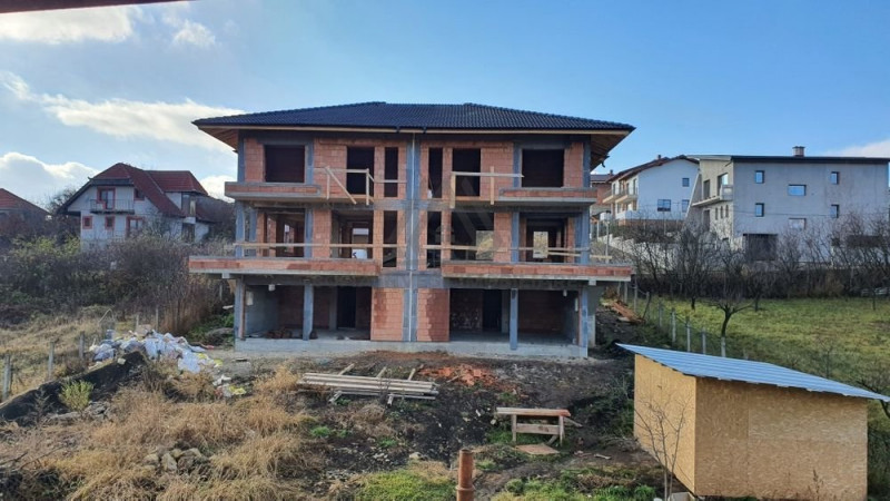 Casa Tip duplex 177mp cu Garaj 2 masini in Dezmir 