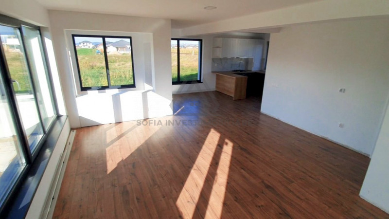 Casa Individuala 180mp utili cu 520mp teren in Jucu