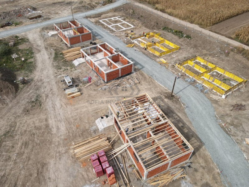 Casa Individuala 180mp utili cu 520mp teren in Jucu