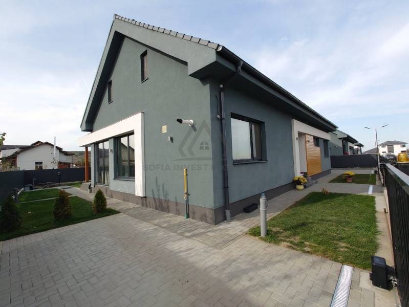 Casa Individuala 180mp utili cu 520mp teren in Jucu