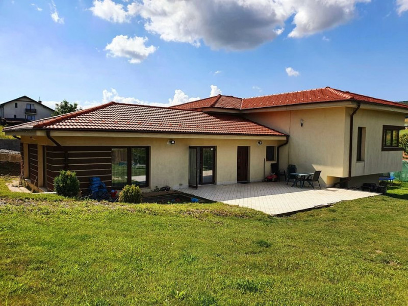 Casa Individuala 220mp cu 1400mp teren in Chinteni