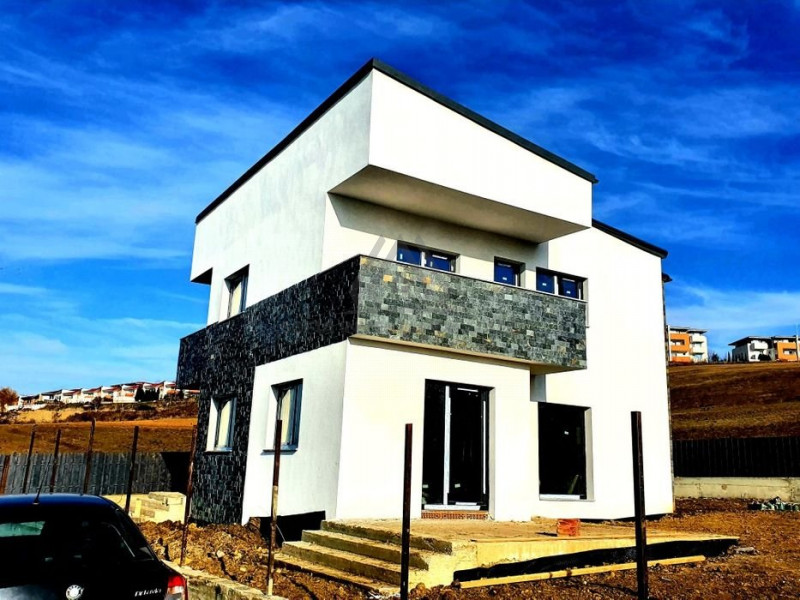 Casa individuala in Apahida cu priveliste superba 600 mp teren 