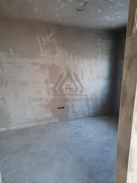 Vand casa Individuala in zona superba de case 
