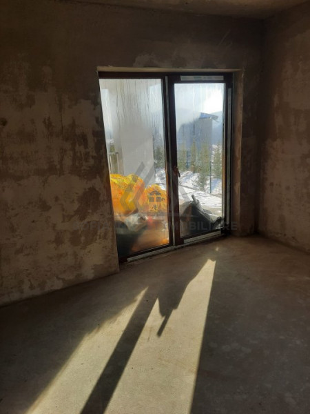 Vand casa Individuala in zona superba de case 