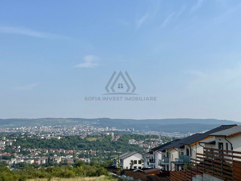 Vand Casa tip Duplex in Dambul Rotund  