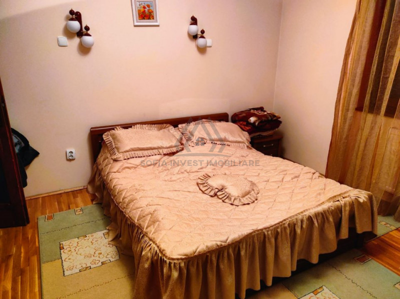 Apartament 3 camere 72,6mp in vila zona Campului