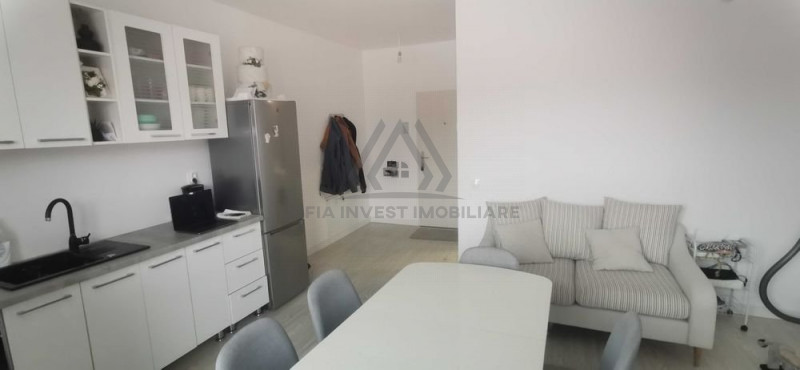 Apartament 3 camere in zona Cluj Doi