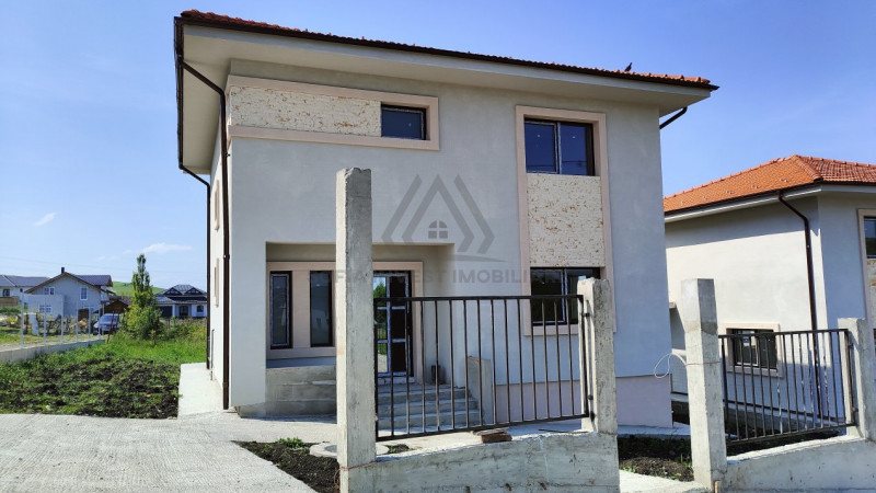 Casa Individuala in Chinteni 500mp teren