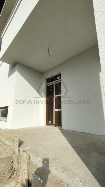 Casa Superba in Dezmir  D+P+E 140mp cu 550 teren