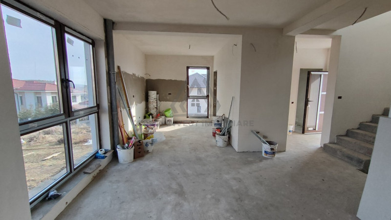 Casa Superba in Dezmir  D+P+E 140mp cu 550 teren