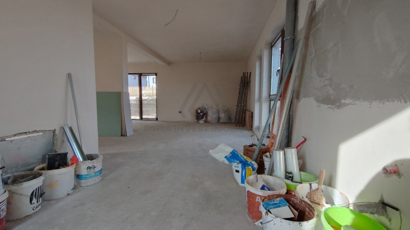 Casa Superba in Dezmir  D+P+E 140mp cu 550 teren