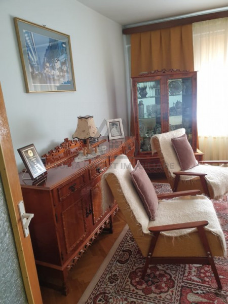 Apartament 80mp + boxa la subsol 10.7mp la subsol in Grigorescu